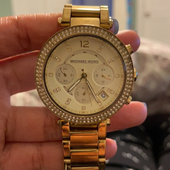 michael kors women watch - Picture 4 of 4